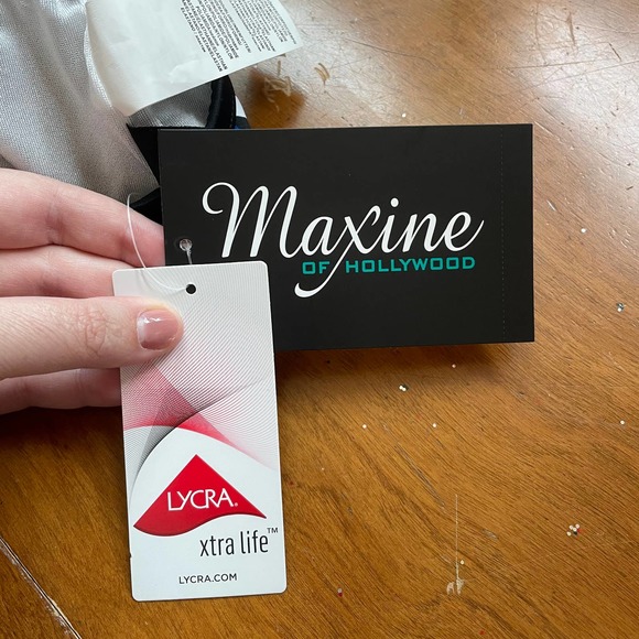 Tankini 8 Maxine of Hollywood Lycra Xtra Life Black Blue White Swim Top Swimsuit - Picture 10 of 11